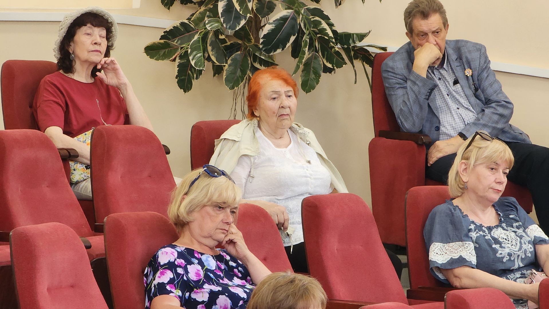 Социальная поддержка , Пенсионеры , Лобня, Консультация ,