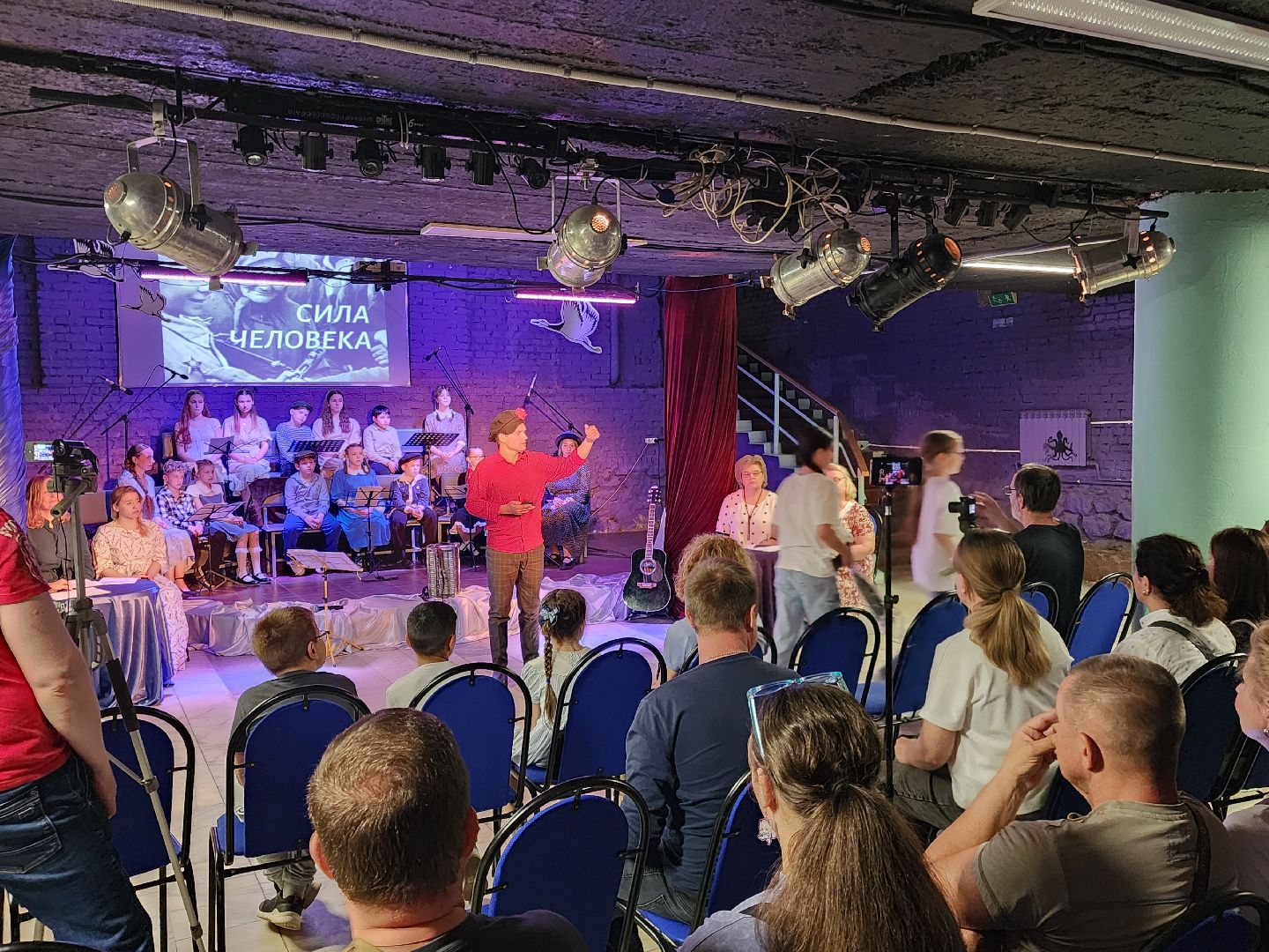 сергиев посад, дк октябрь, лидия лебедева, автобиография, александр кравченко, спектакль,