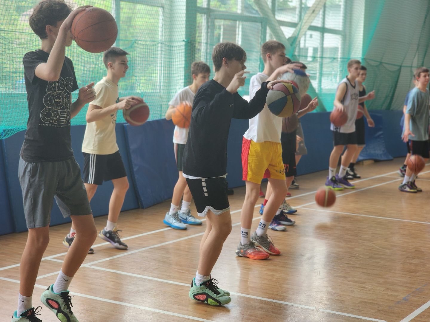 королёв, профессиональный баскетбол, стадион металлист в королеве, кирилл попов,