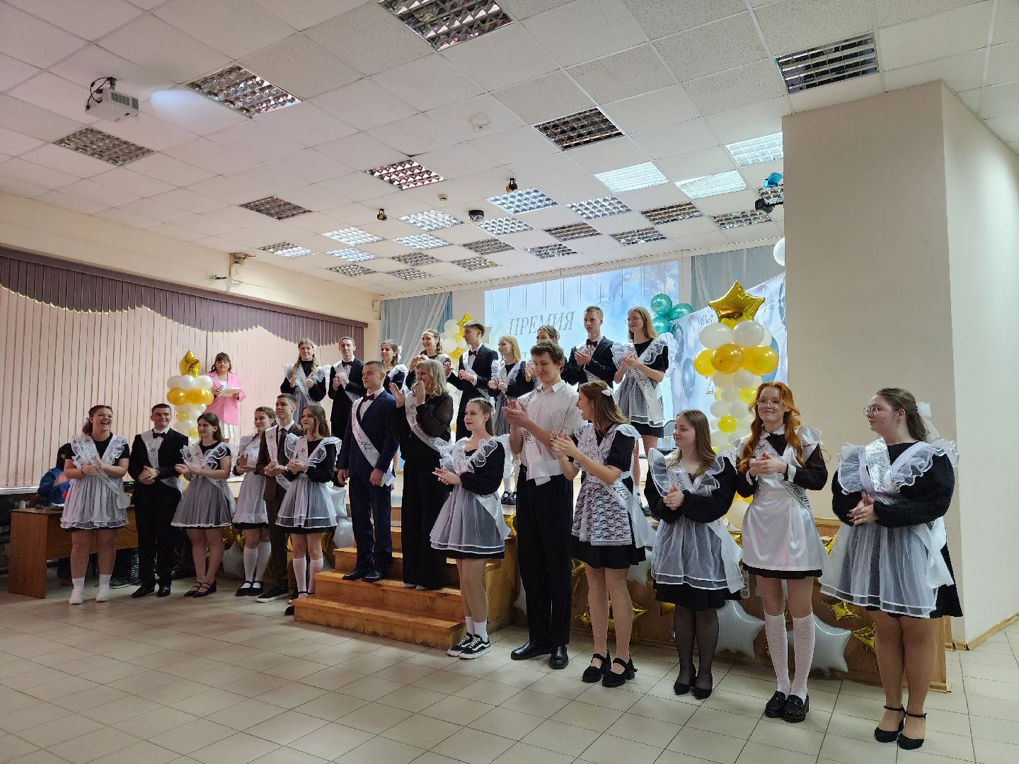 Электросталь , Общество, Образование,  Гимназия, Последний звонок, Выпускники,