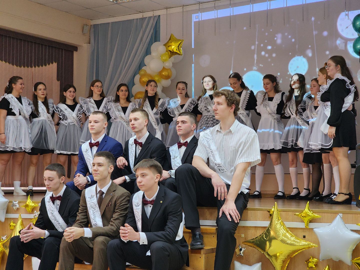 Электросталь , Общество, Образование,  Гимназия, Последний звонок, Выпускники,