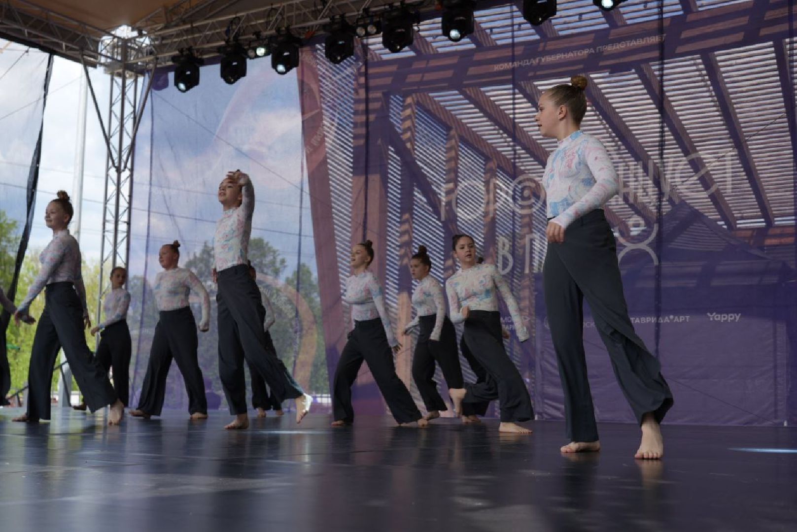 город танцует в парках, танцы, егор дружинин, мособлпарк, сергиев посад, скитские пруды , сергиево-посадский городской округ, парки подмосковья, парки мо,