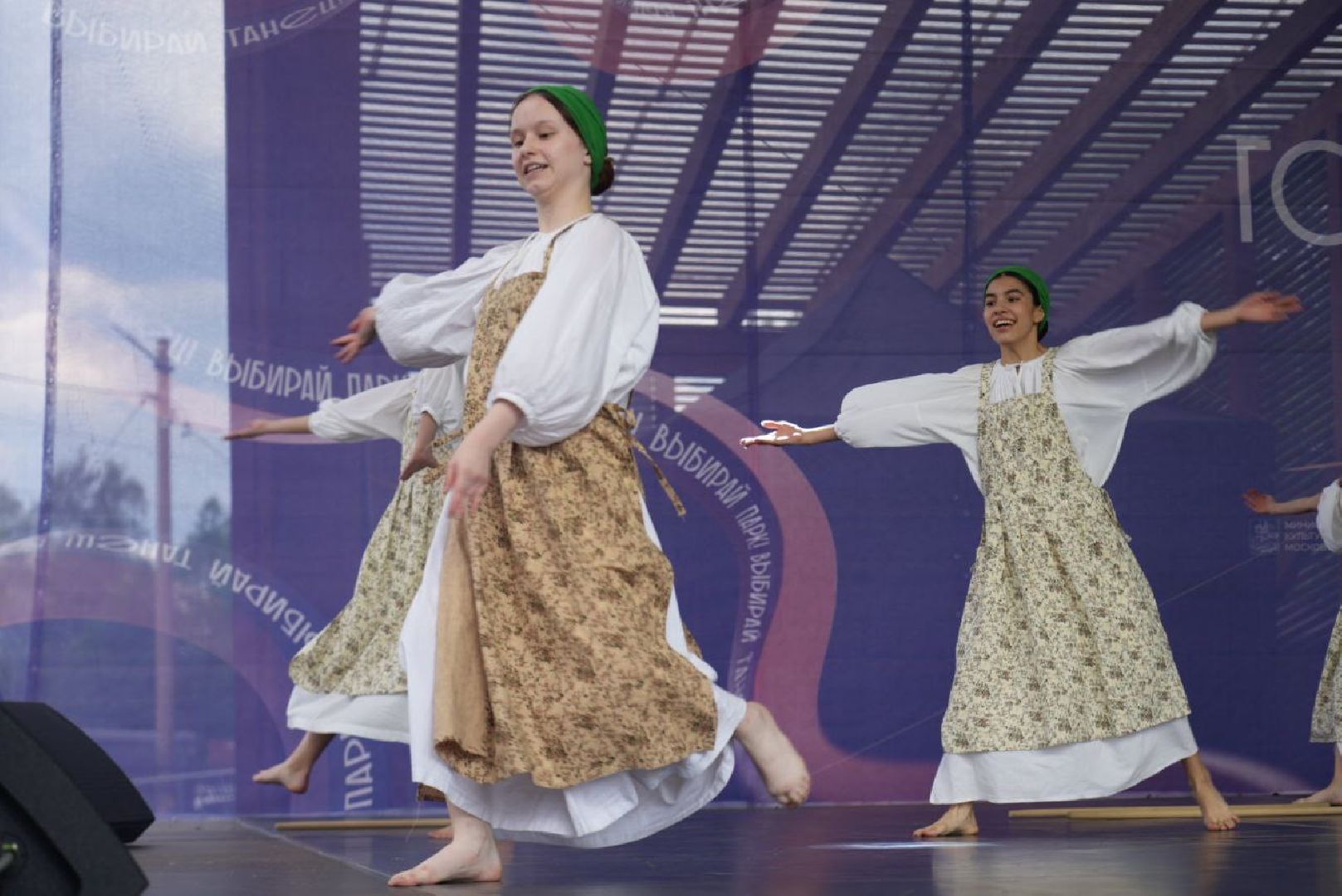 город танцует в парках, танцы, егор дружинин, мособлпарк, сергиев посад, скитские пруды , сергиево-посадский городской округ, парки подмосковья, парки мо,