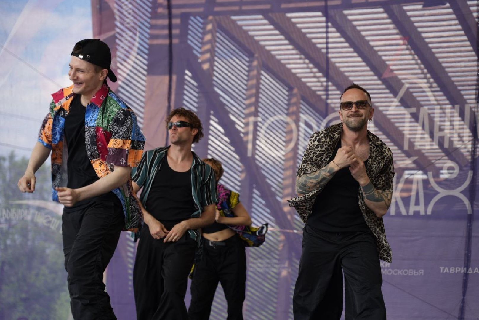 город танцует в парках, танцы, егор дружинин, мособлпарк, сергиев посад, скитские пруды , сергиево-посадский городской округ, парки подмосковья, парки мо,