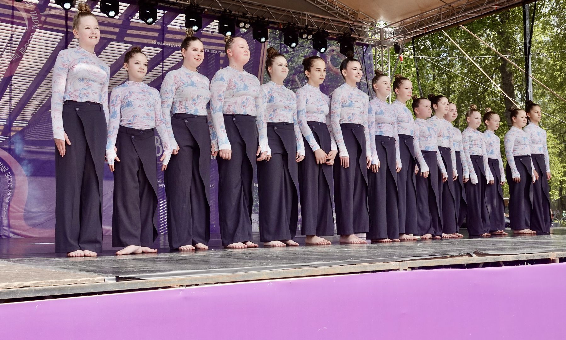 город танцует в парках, танцы, егор дружинин, мособлпарк, сергиев посад, скитские пруды , сергиево-посадский городской округ, парки подмосковья, парки мо,