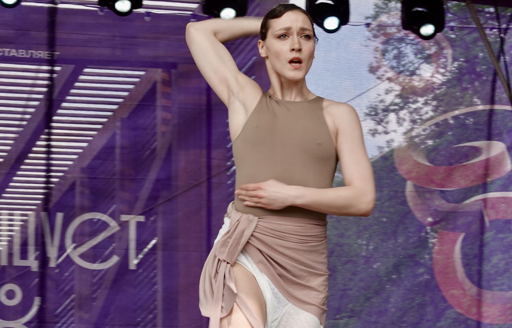 город танцует в парках, танцы, егор дружинин, мособлпарк, сергиев посад, скитские пруды , сергиево-посадский городской округ, парки подмосковья, парки мо,