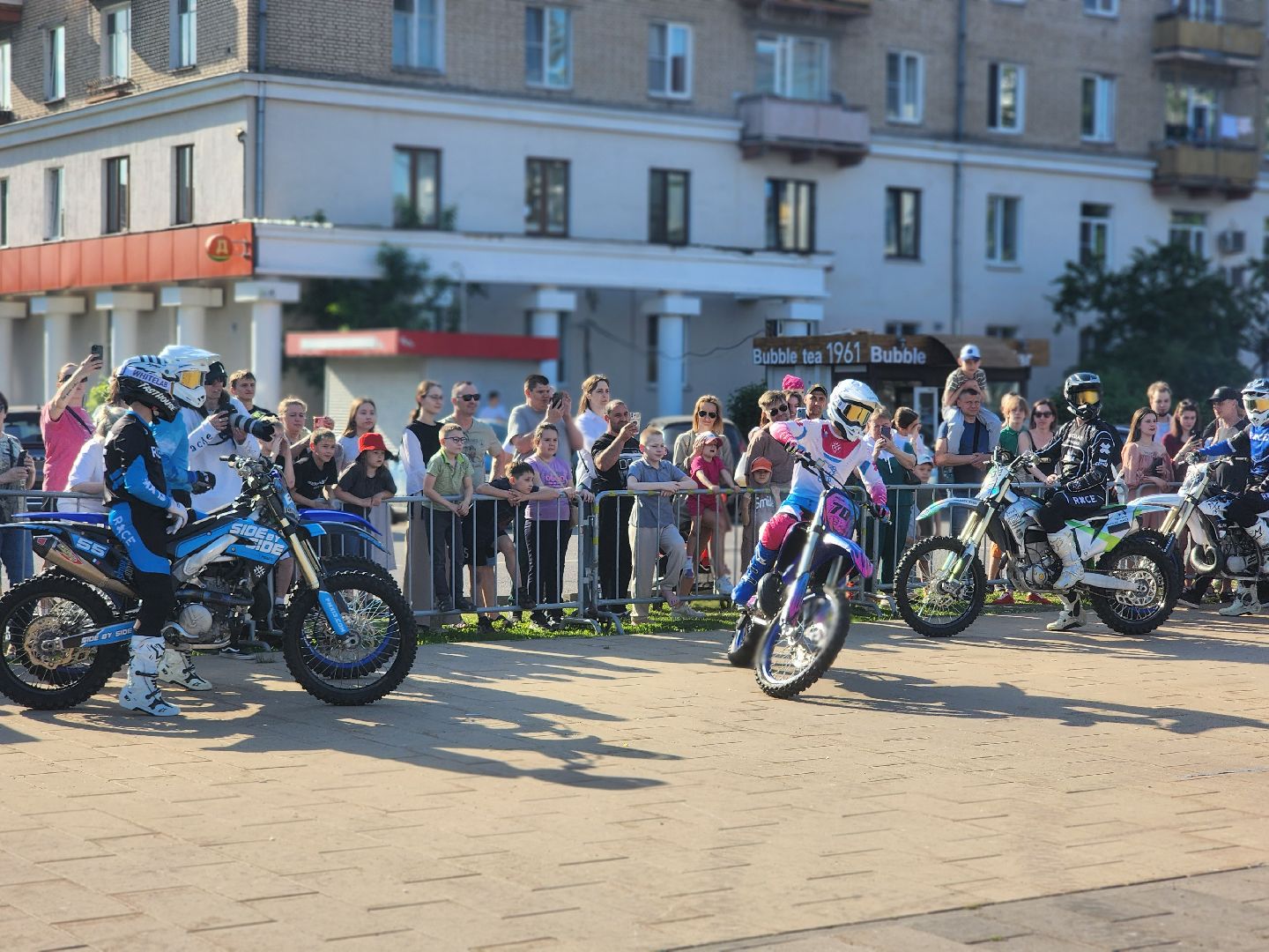 королёв, мотокросс, трюки на мотоциклах,