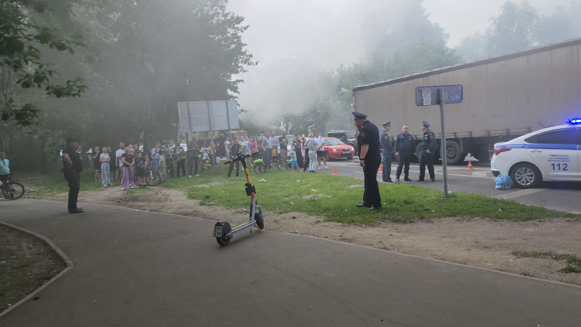 пожар, королёв, чп, пожар в тц, мчс россии, тушение пожара,