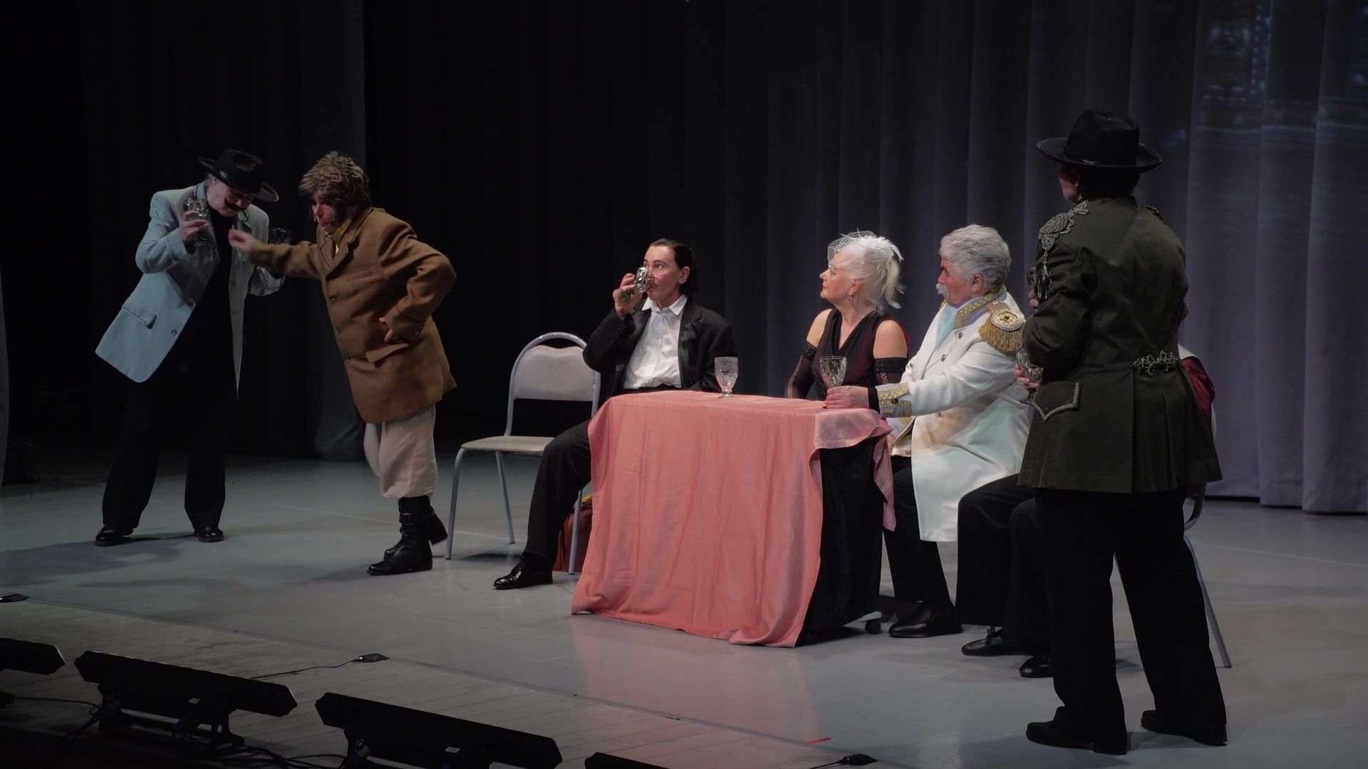 Реутов, культура, спектакль, активное долголетие, актеры,