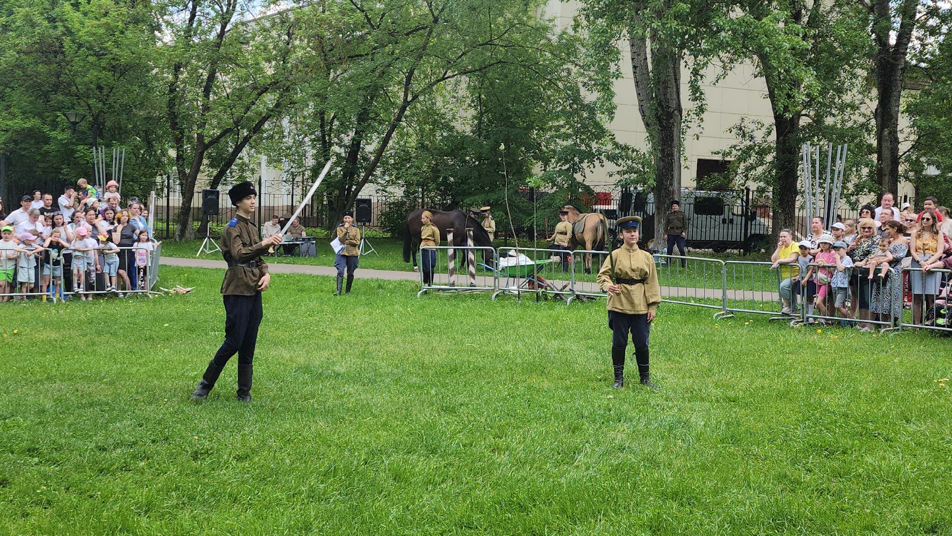 Конное представление, Трюки на лошади, щёлково,