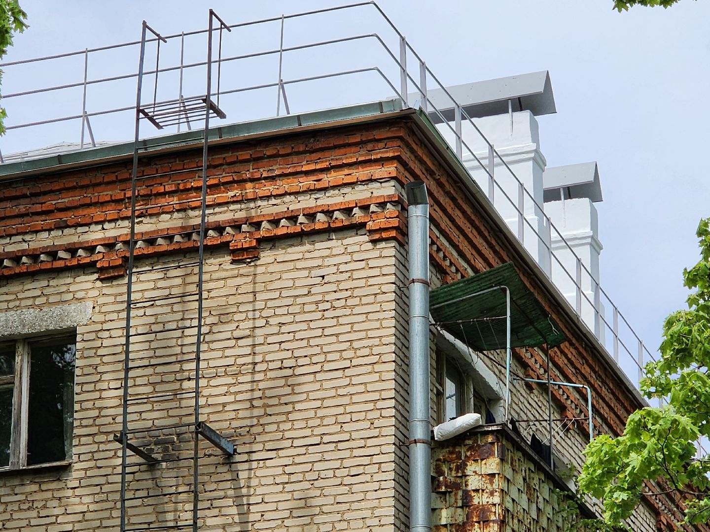 чехов, улица ильича 38, кровля, капитальный ремонт, капремонт крыши, обновление, гидроизоляция, теплоизоляция, реконструкция, завершение работ, фонд капремонта московской области,