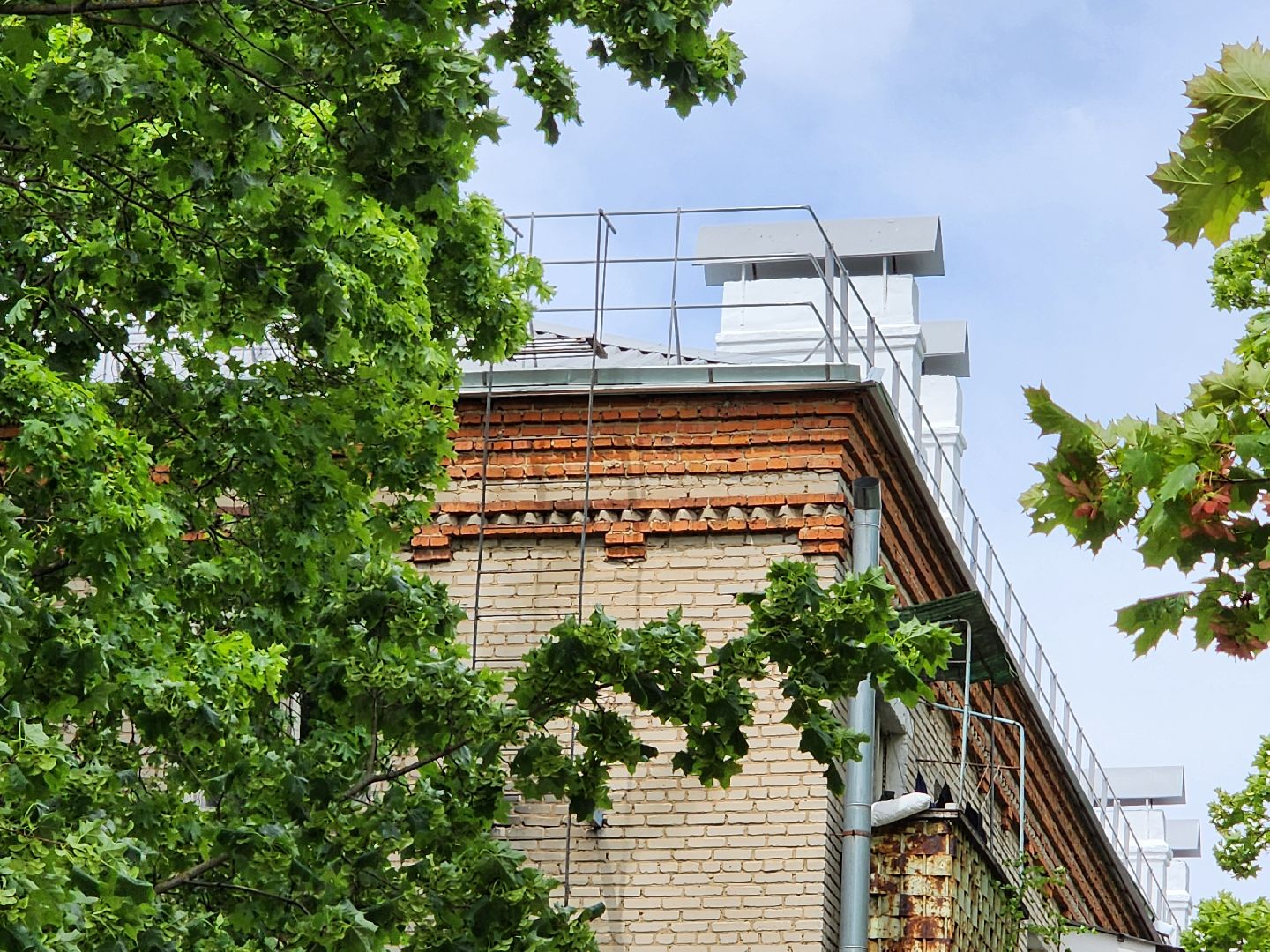 чехов, улица ильича 38, кровля, капитальный ремонт, капремонт крыши, обновление, гидроизоляция, теплоизоляция, реконструкция, завершение работ, фонд капремонта московской области,