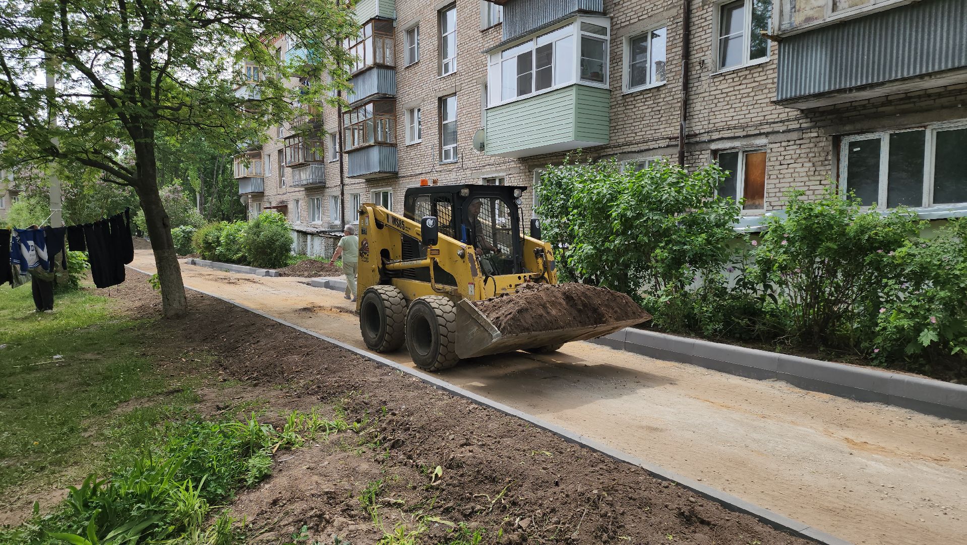 кашира, комплексное благоустройство дворов, тротуары, парковки, входные группы, асфальтирование дворов,