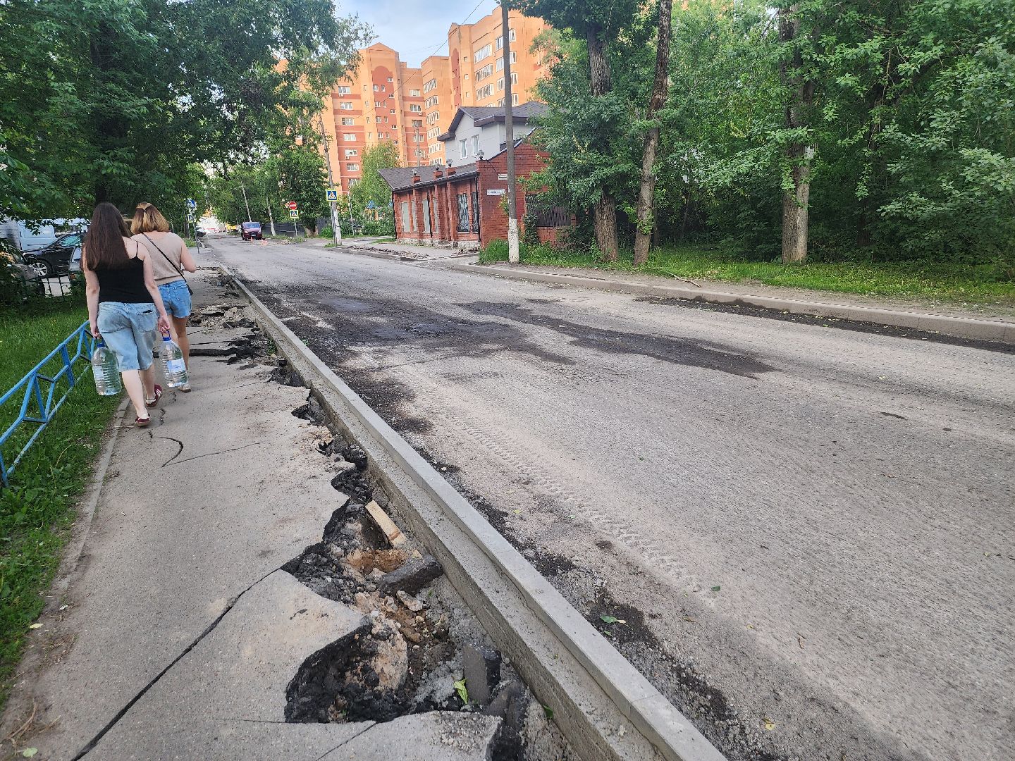 долгопрудный, улица Маяковского, загс, ремонт дороги, заливка асфальта,
