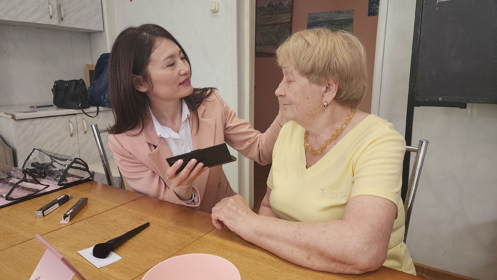 пушкино, центр социального обслуживания, косметология, уход за кожей, уход за лицом, красота, активное долголетие,