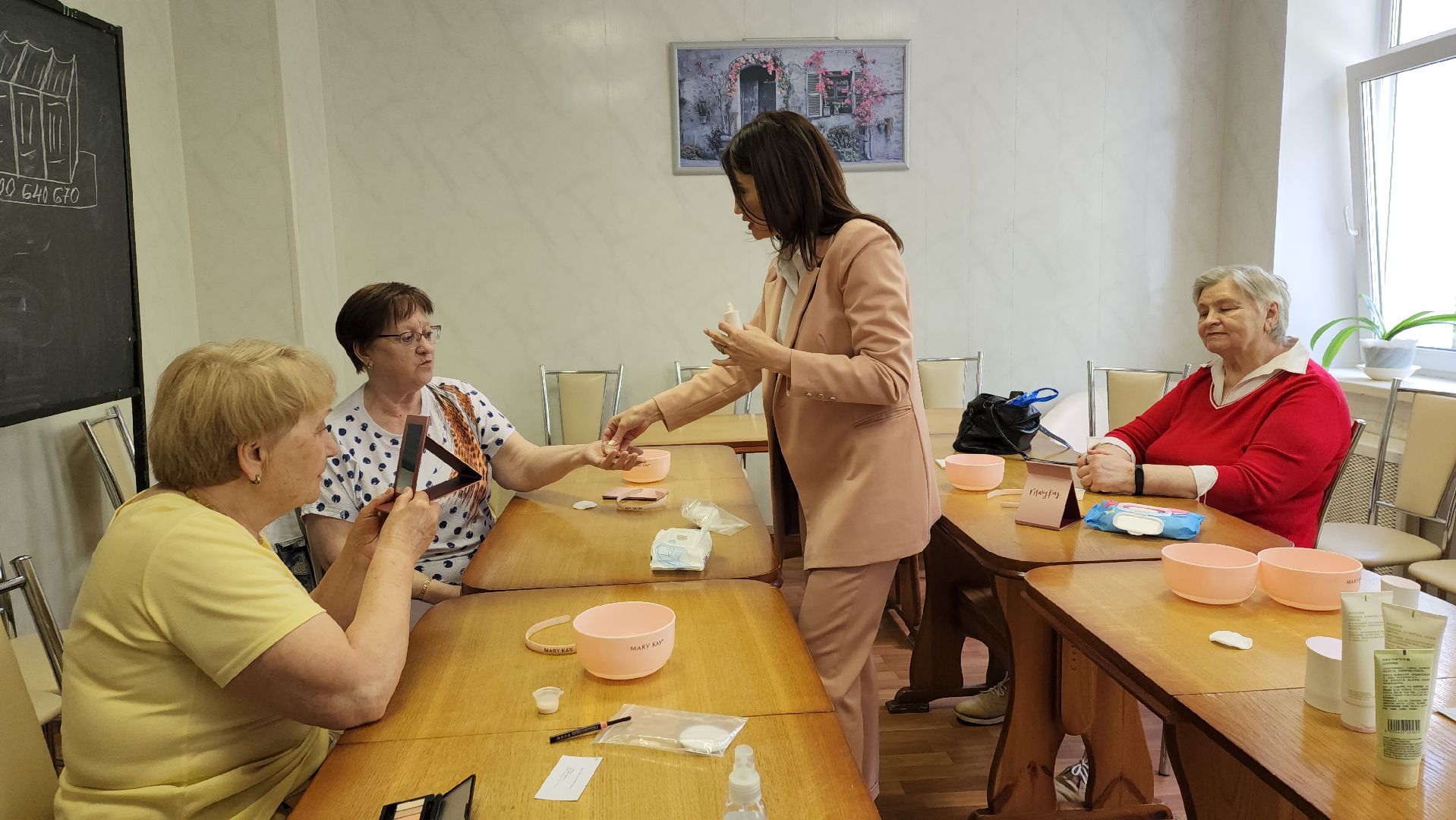 пушкино, центр социального обслуживания, косметология, уход за кожей, уход за лицом, красота, активное долголетие,