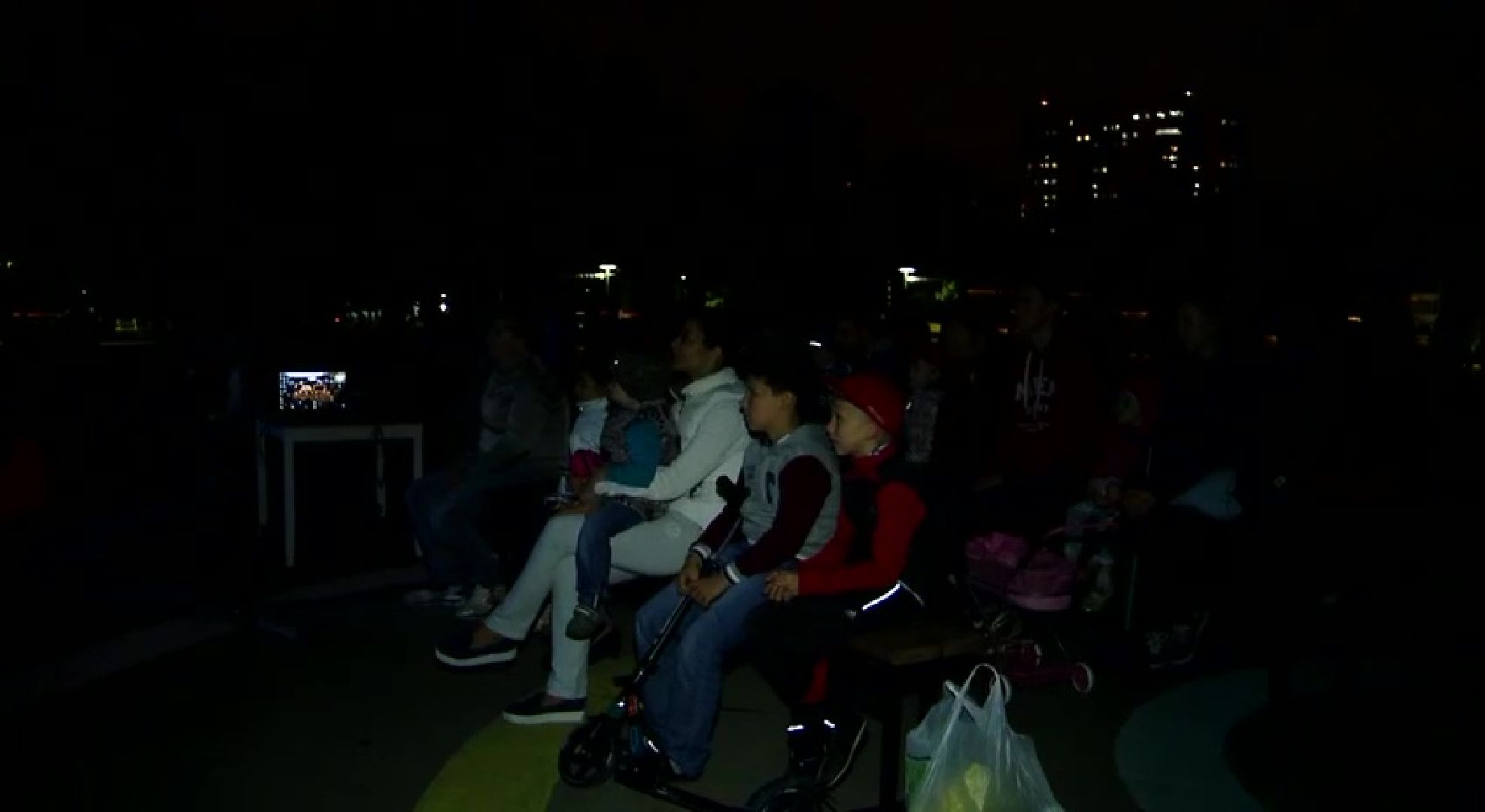 Реутов, кинотеатры, открытый показ, «Калашников», «Крылья над Берлином», «Небо измеряется милями»