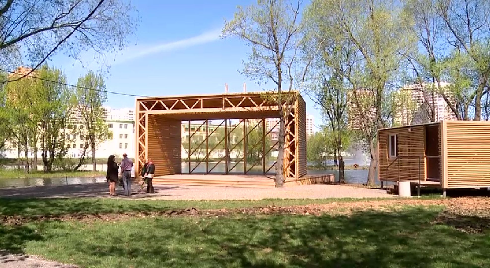 Реутов, кинотеатры, открытый показ, «Калашников», «Крылья над Берлином», «Небо измеряется милями»