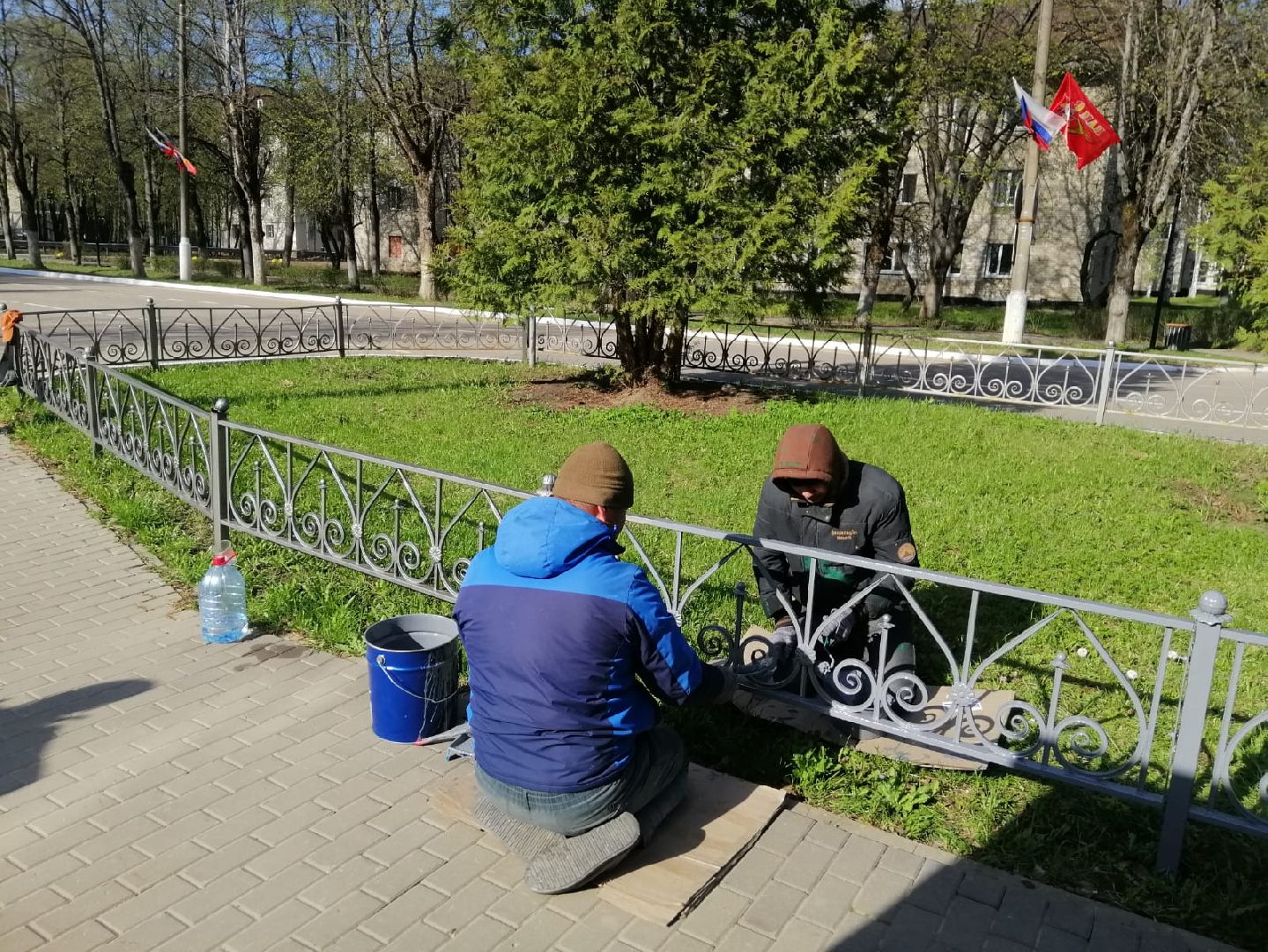 Городской округ Восход , жкх, благоустройство,покраска забора,