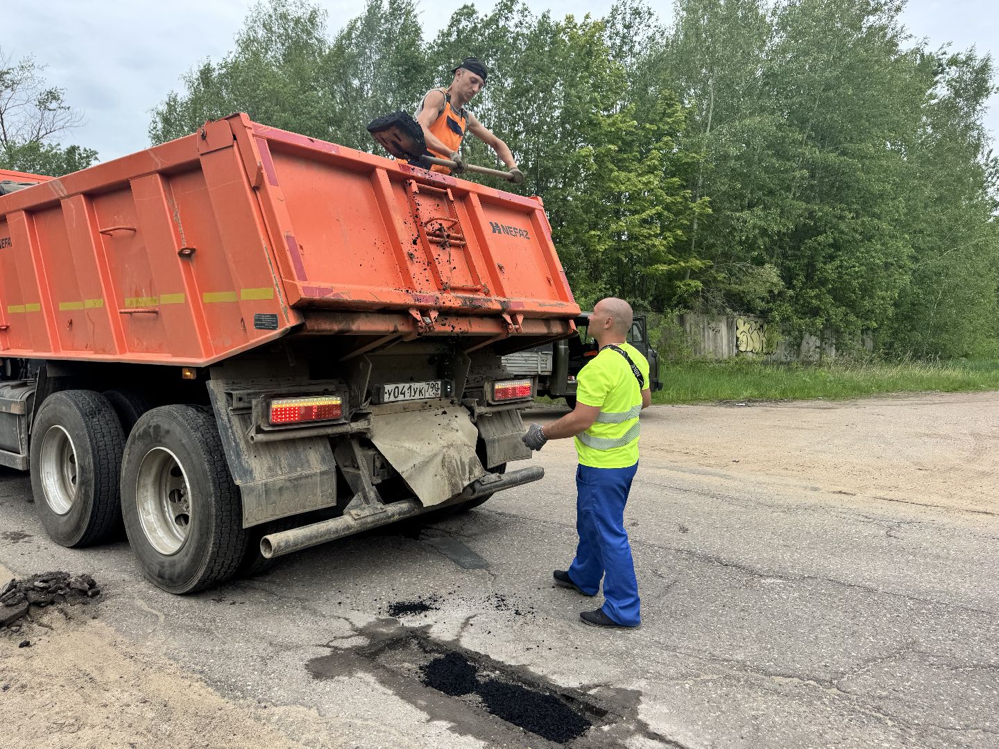шаховская, ямочный ремон, ямочный ремонт дорог, коммунальная служба,
