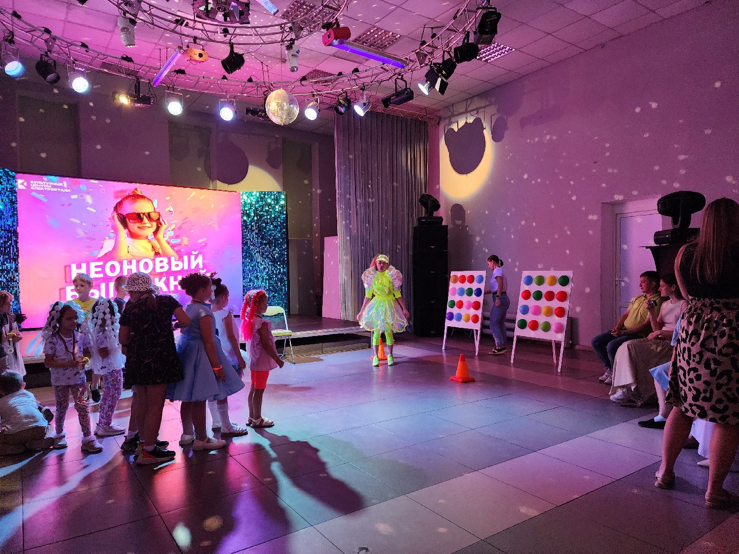 электросталь, жители, дети, общество, выпускной, детский сад,