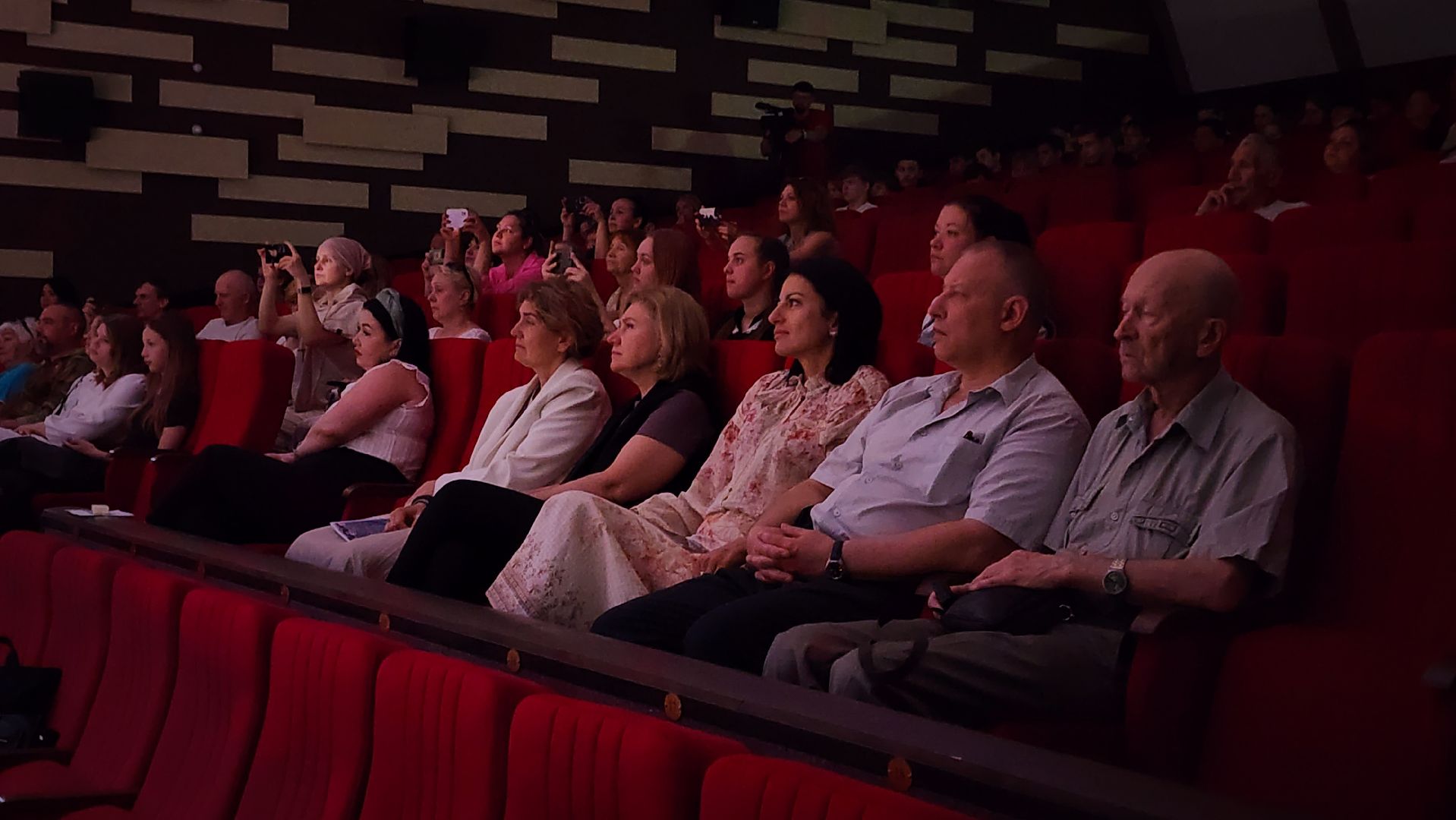 бронницы, передвижной кинофестиваль в Бронницах , открытие кинофестиваля, на службе Отечеству ,