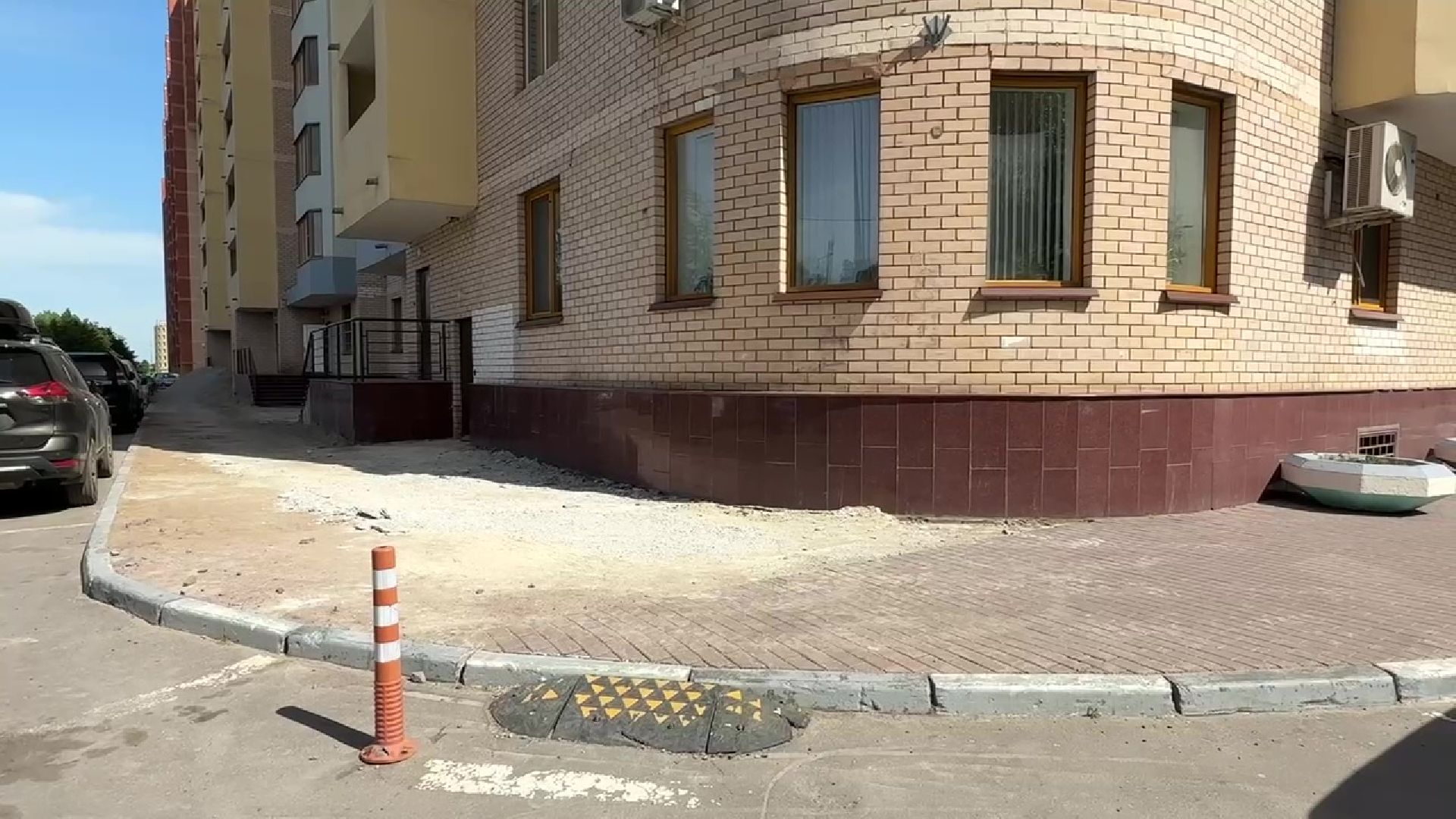 реутов, благоуствойство, брусчатка, замена покрытия, двор,