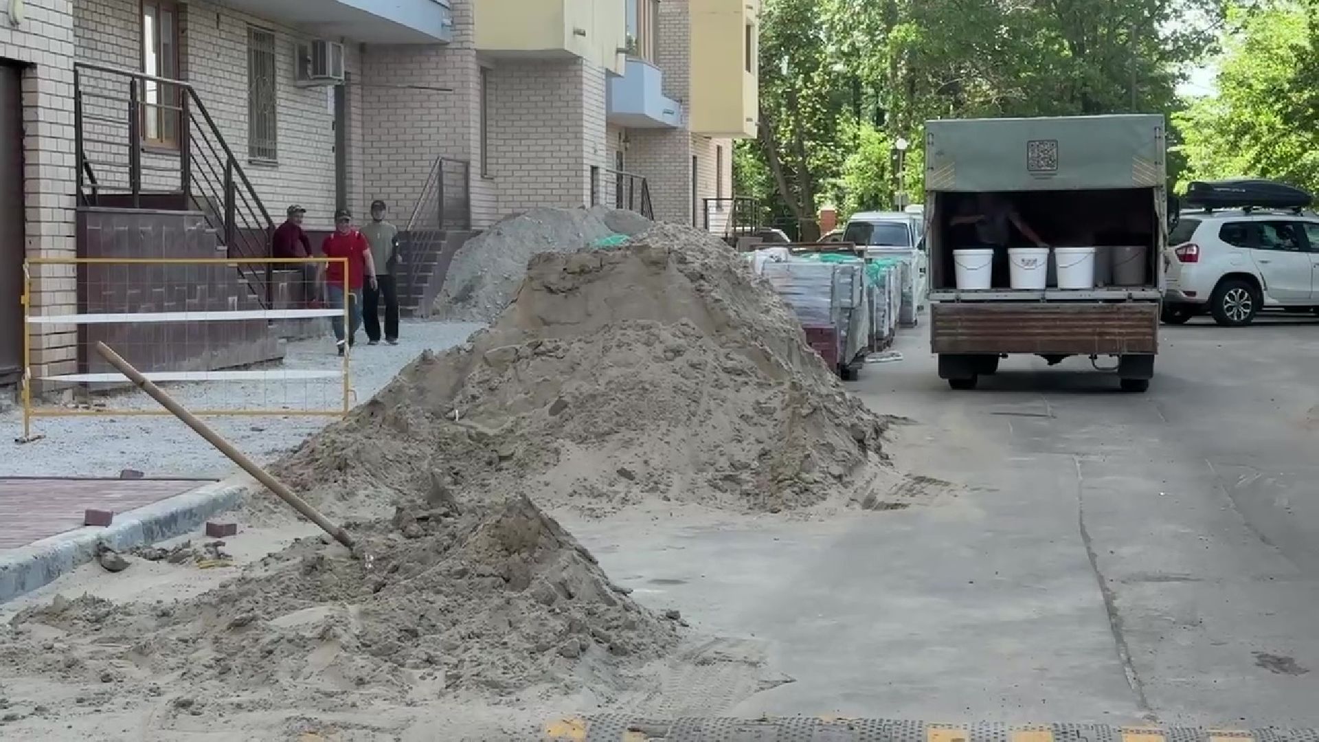 реутов, благоуствойство, брусчатка, замена покрытия, двор,