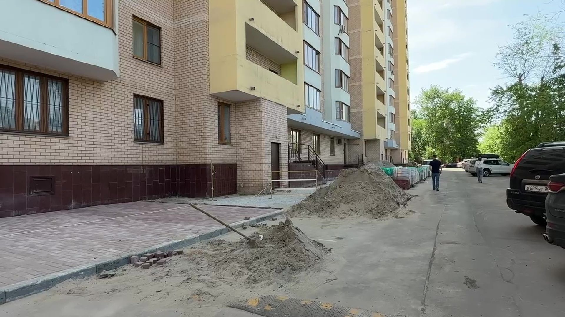 реутов, благоуствойство, брусчатка, замена покрытия, двор,