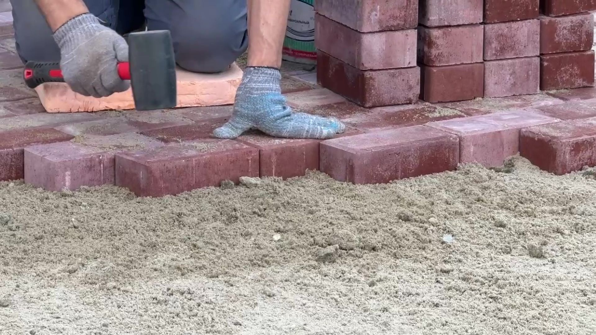 реутов, благоуствойство, брусчатка, замена покрытия, двор,