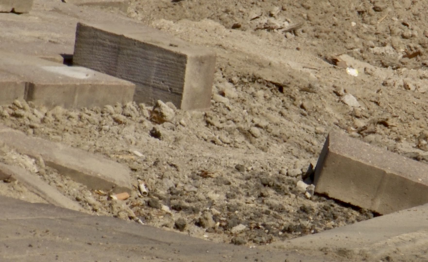 Клин, ремонт, перемены, замена плитки