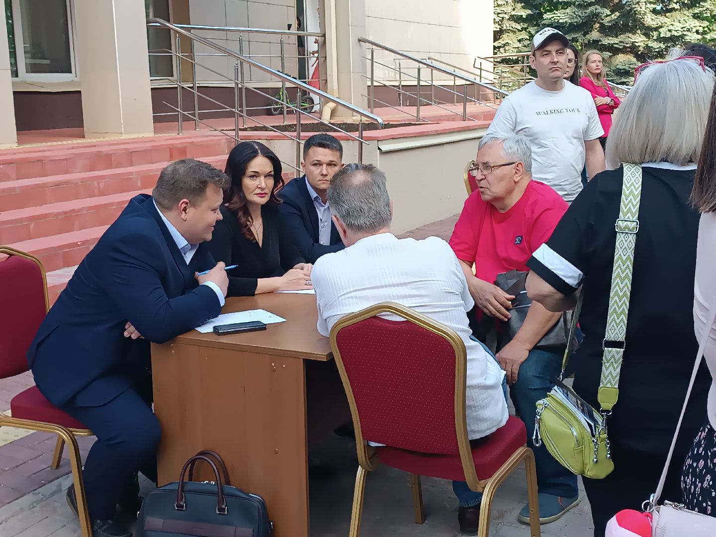 люберцы, выездная администиация, вопросы жителей, дороги, благоустройство, решение проблем,