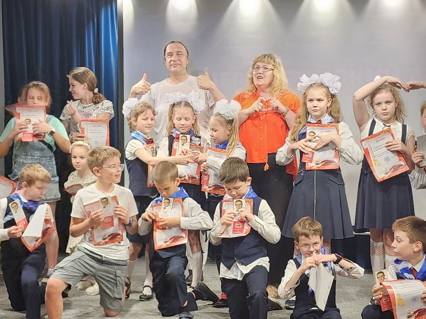 долгопрудный, центральная модельная библиотека, день самоуправления, школьники, книговыдача,