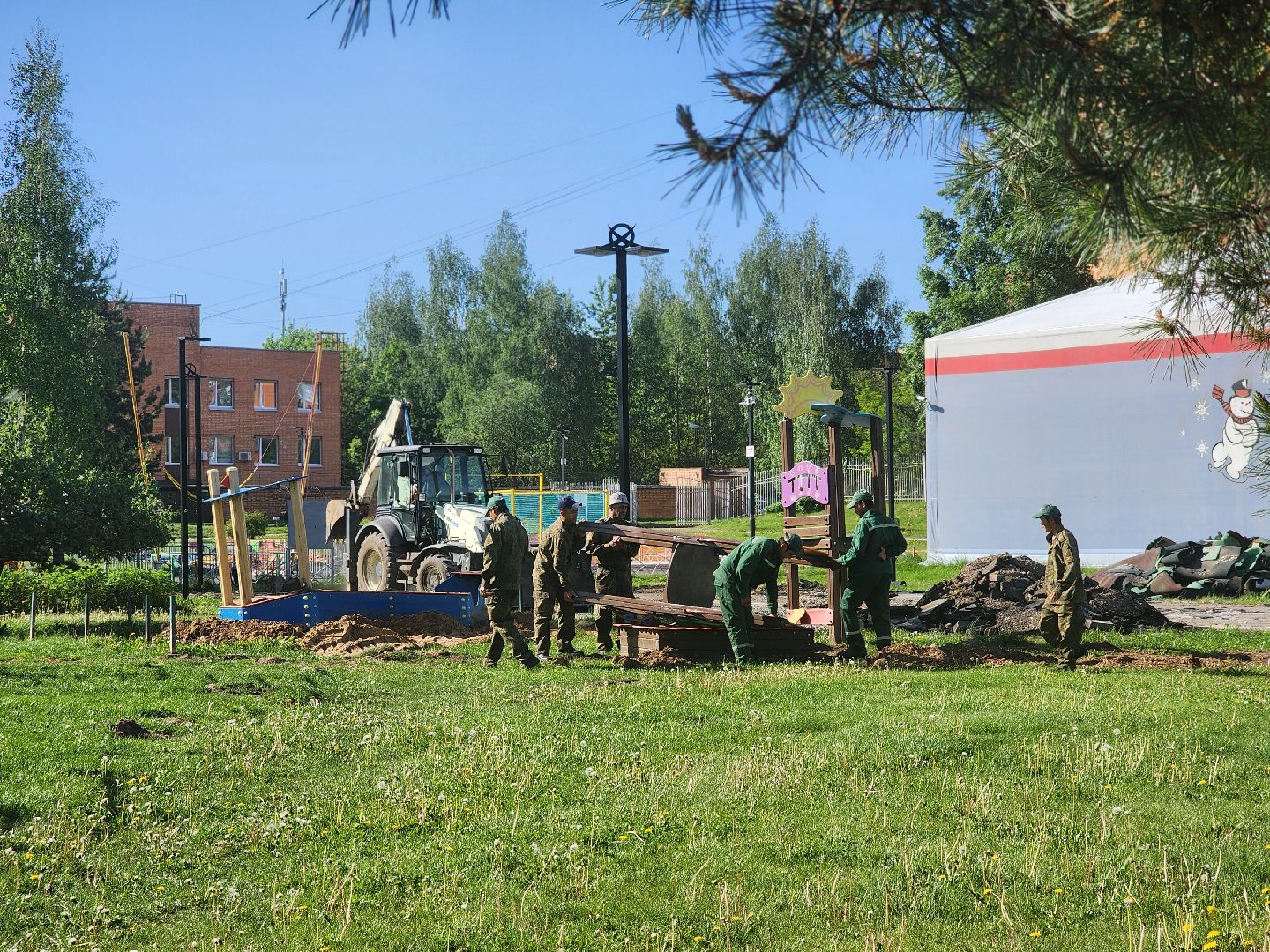дубна, парк семейного отдыха, детская игровая площадка, губернаторская программа,