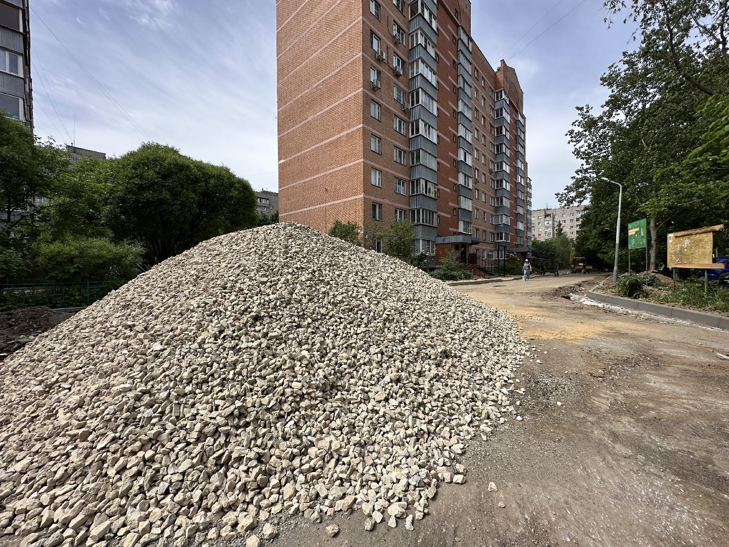 пушкино, благоустройство, парковочные места, пешеходная дорожка,