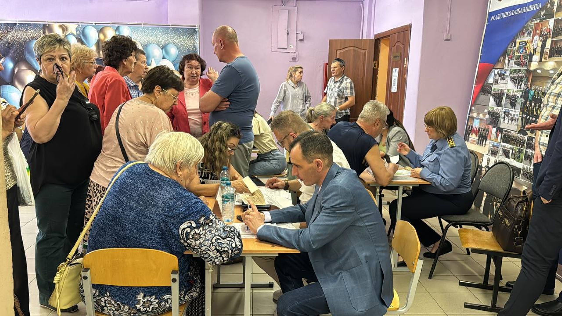 выездная администиация, встреча с жителями, обсуждение с жителями,