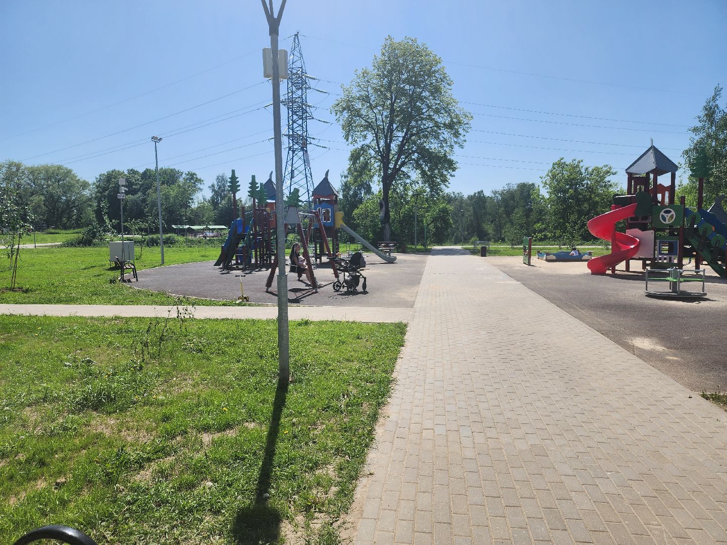 долгопрудный, жк бригантина, парк, зарядные станции, вай-фай, константин гарницарик,