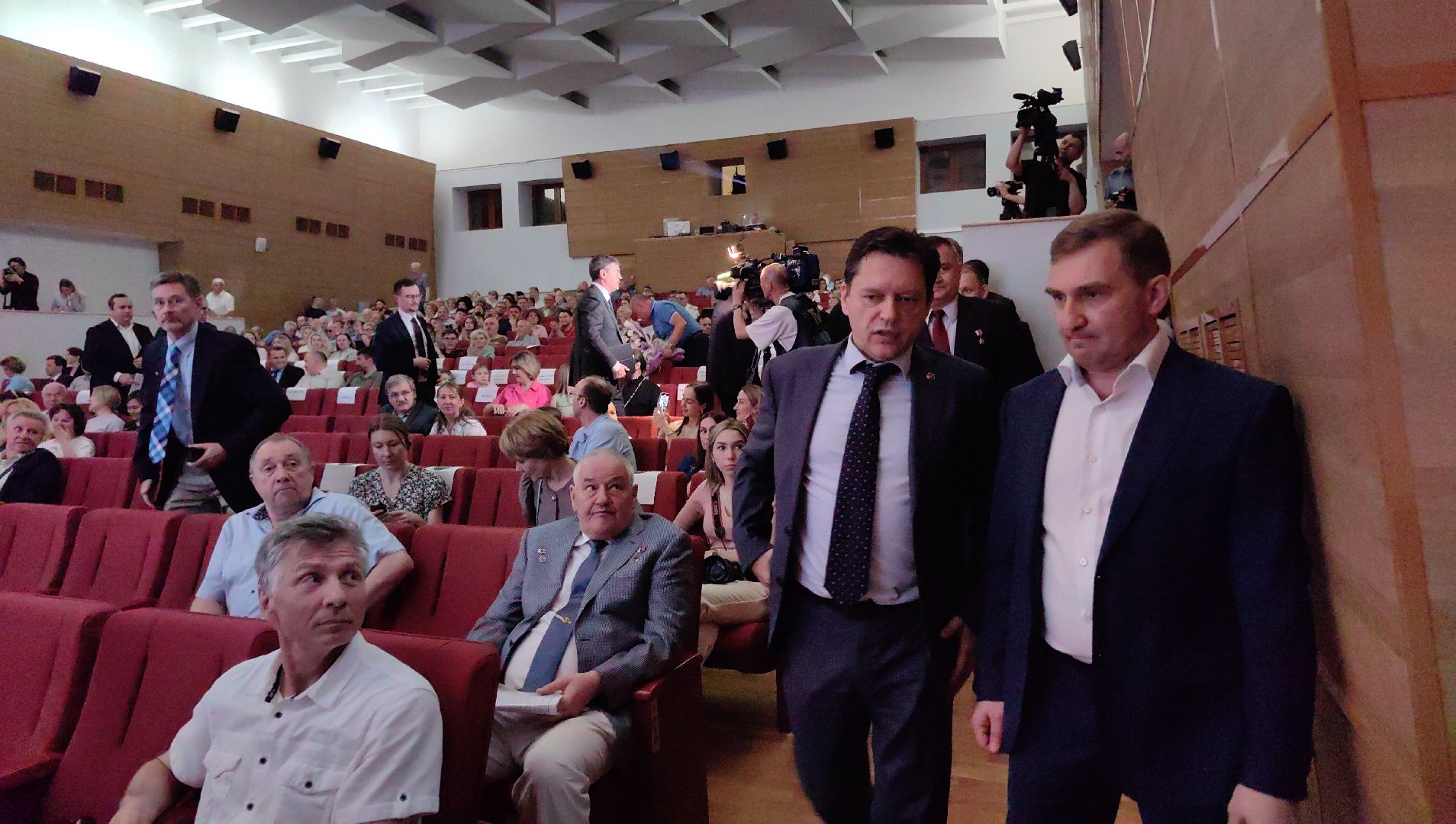 космонавт, полет , мкс, медали,