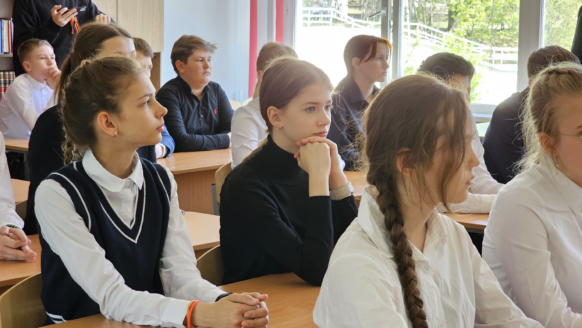 День Победы, урок мужества, георгиевская лента, Дзержинский