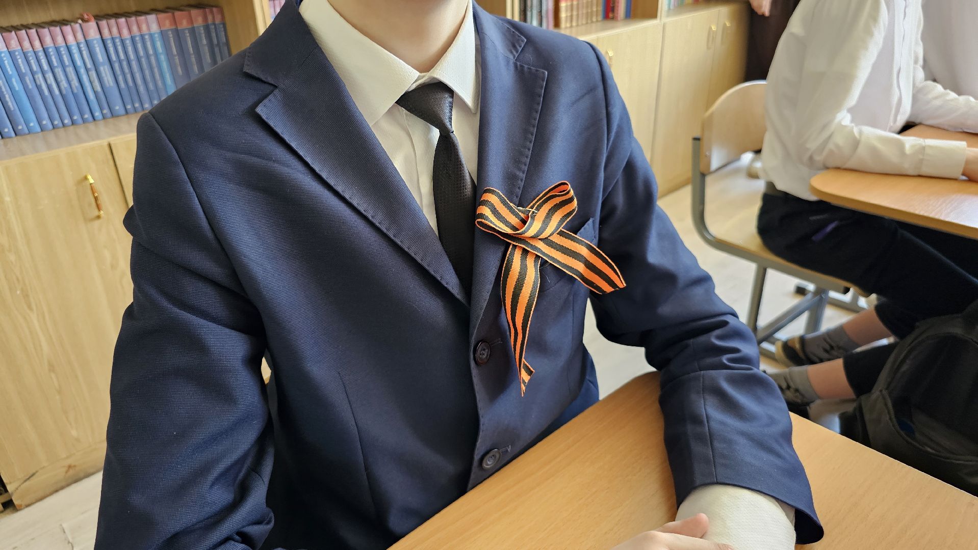 День Победы, урок мужества, георгиевская лента, Дзержинский