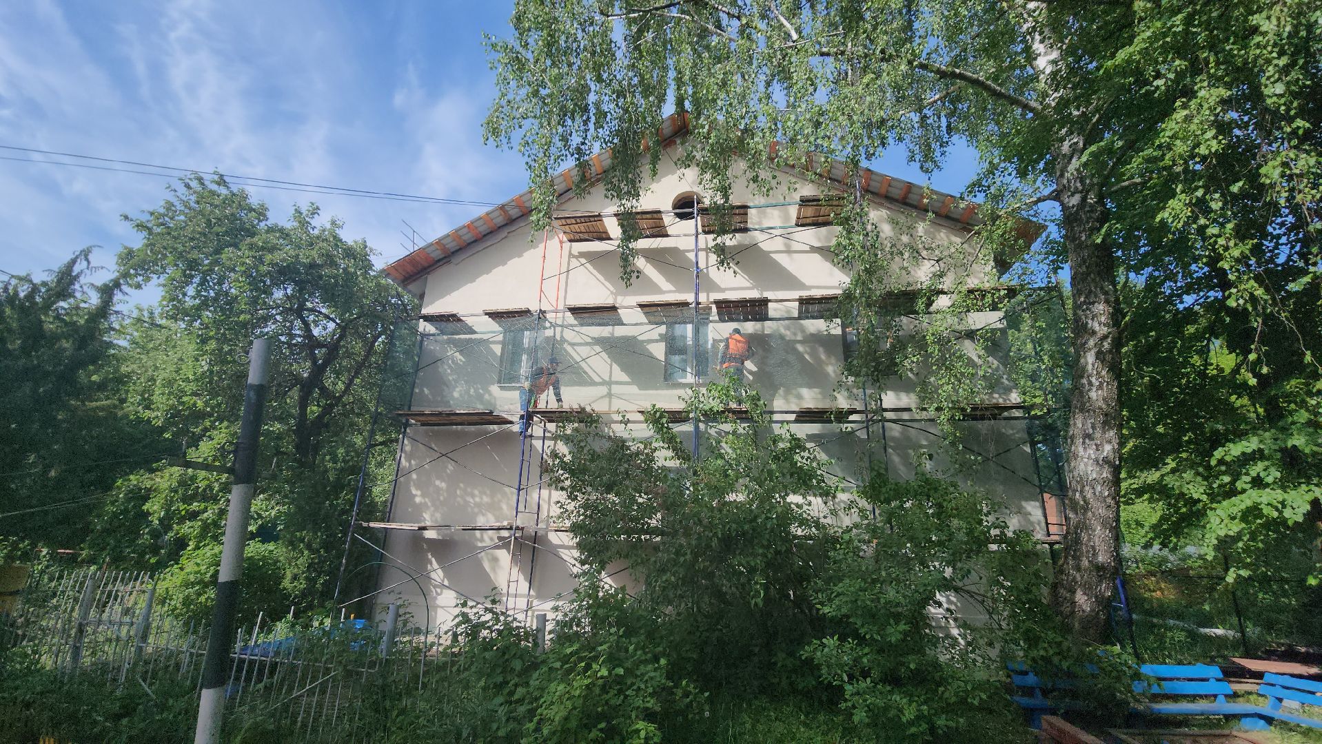 серпухов, улица новослободская, ремонт фасада дома, ремонт кровли,