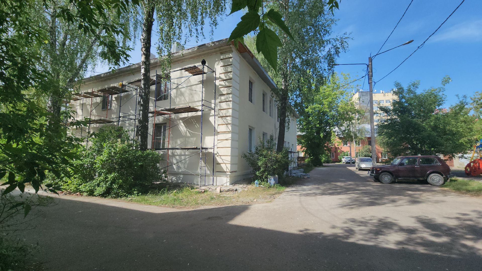 серпухов, улица новослободская, ремонт фасада дома, ремонт кровли,