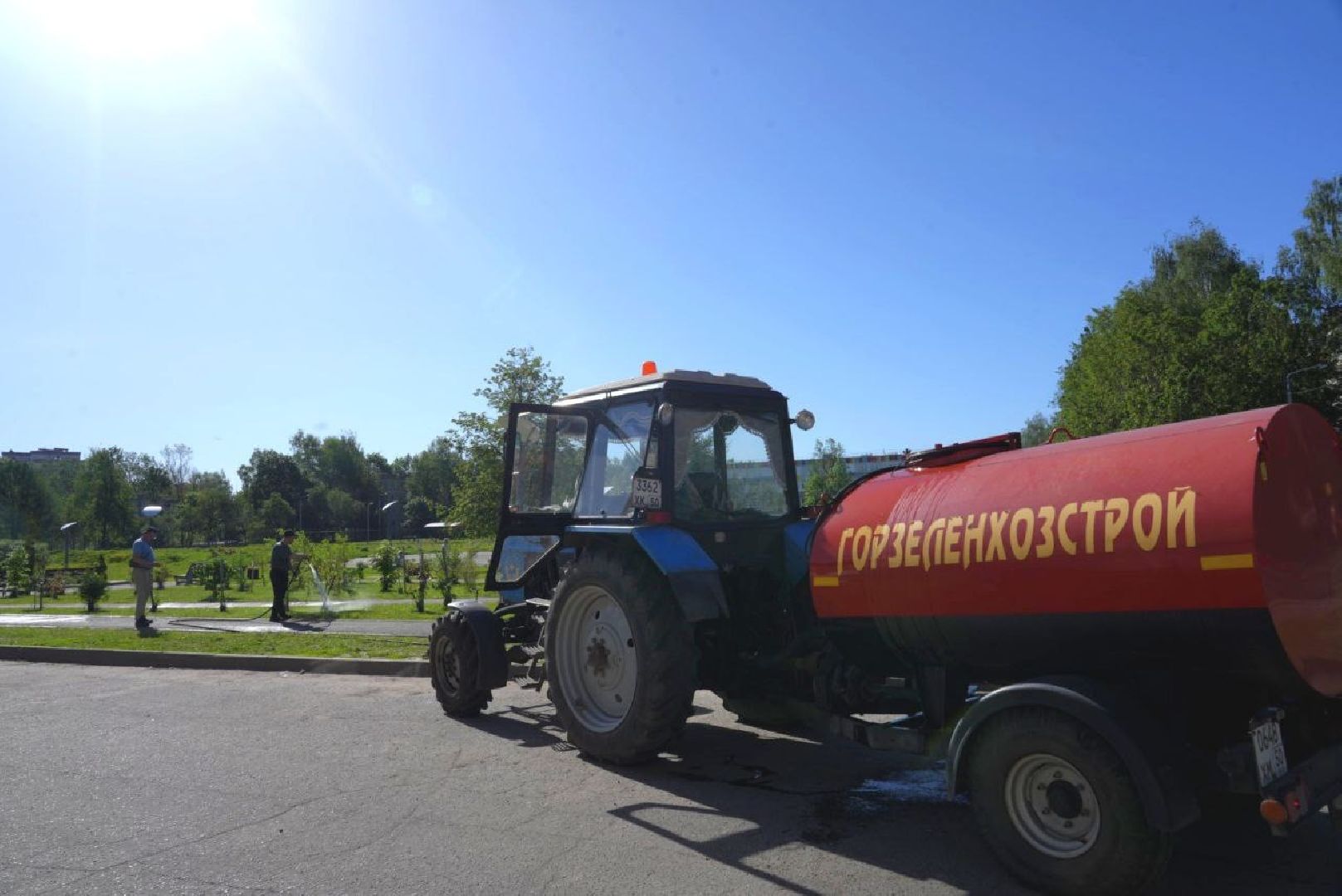 озеленение , летний душ, полив , коммунальные службы , поливомоечные машины , сергиев посад , сергиево-посадский городской округ,