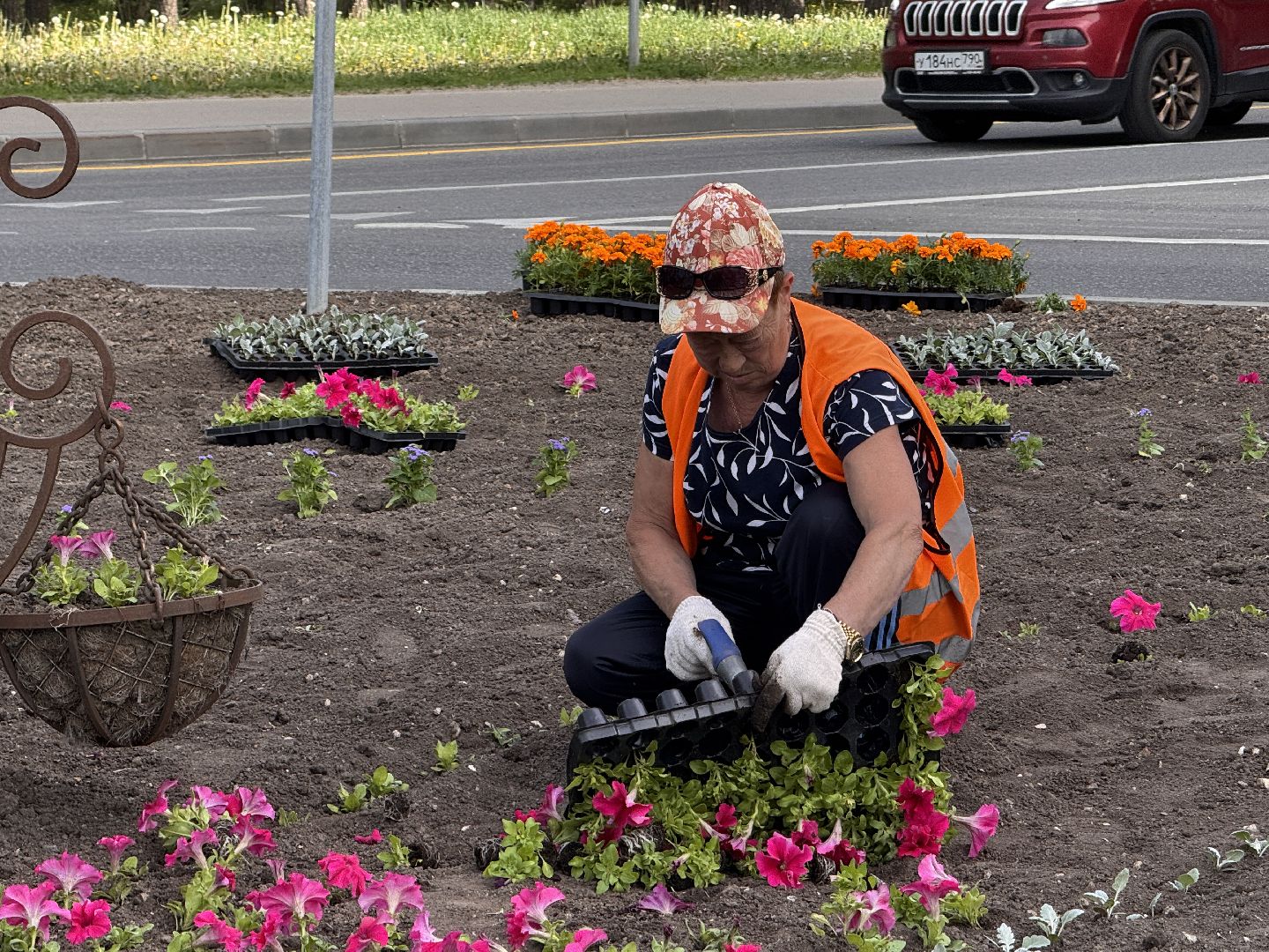 Озеленение Одинцова, Благоустройство Одинцова, Цветы в городе,