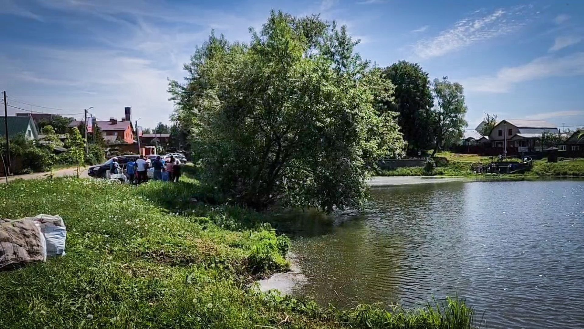 село заворово, очистка пруда в заворово, экологический субботник на пруду,  раменский округ,