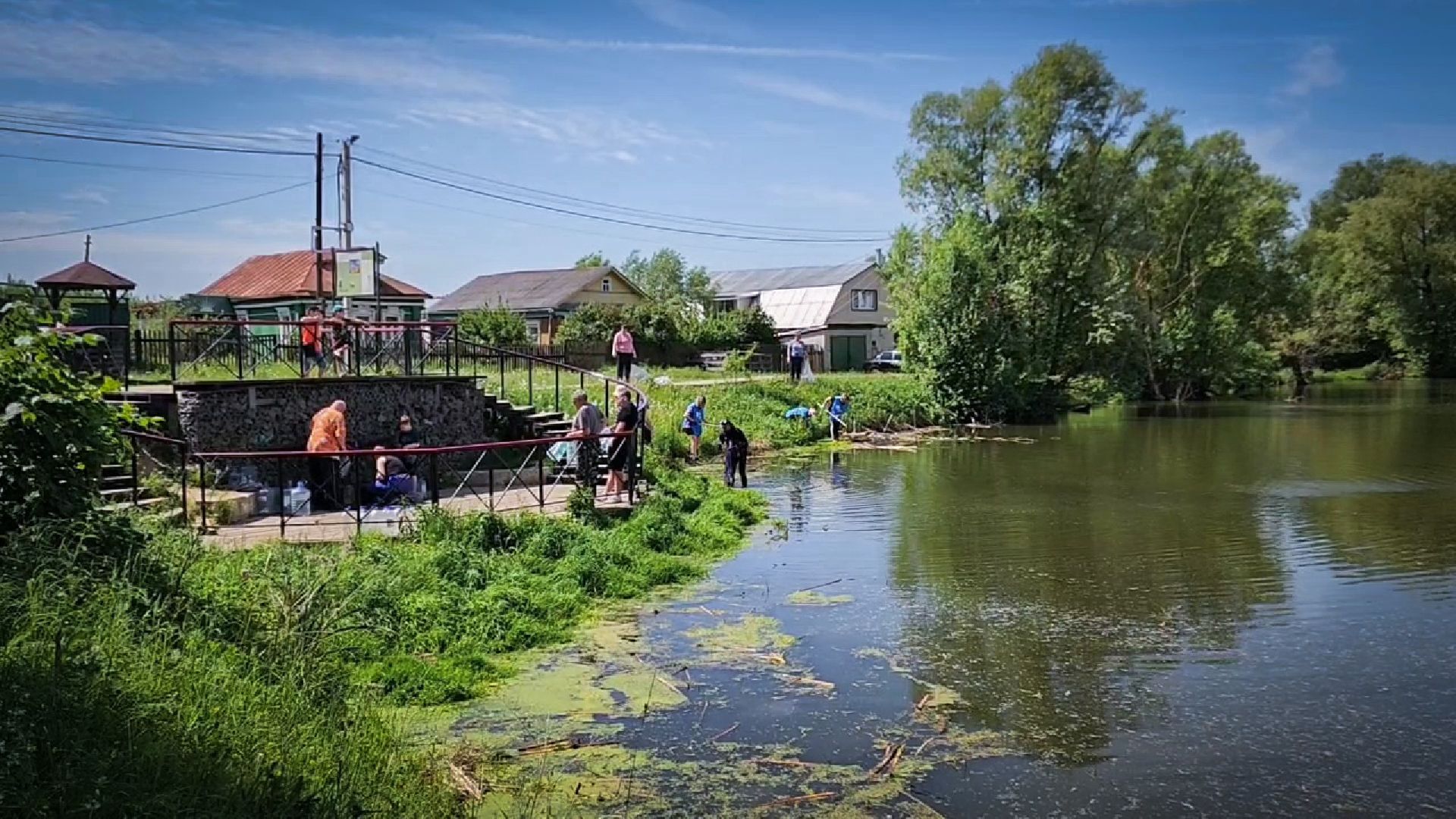 село заворово, очистка пруда в заворово, экологический субботник на пруду,  раменский округ,