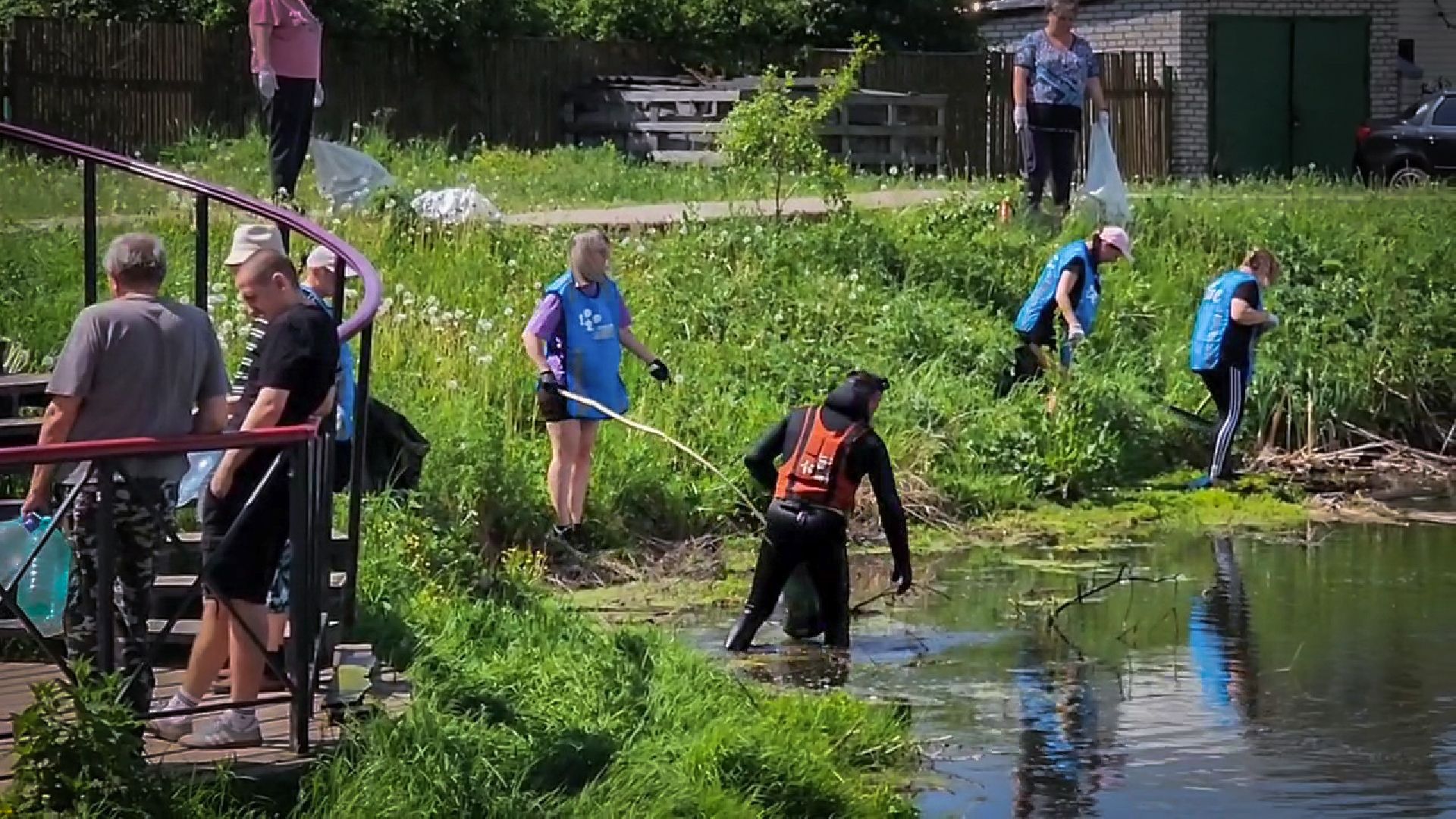 село заворово, очистка пруда в заворово, экологический субботник на пруду,  раменский округ,