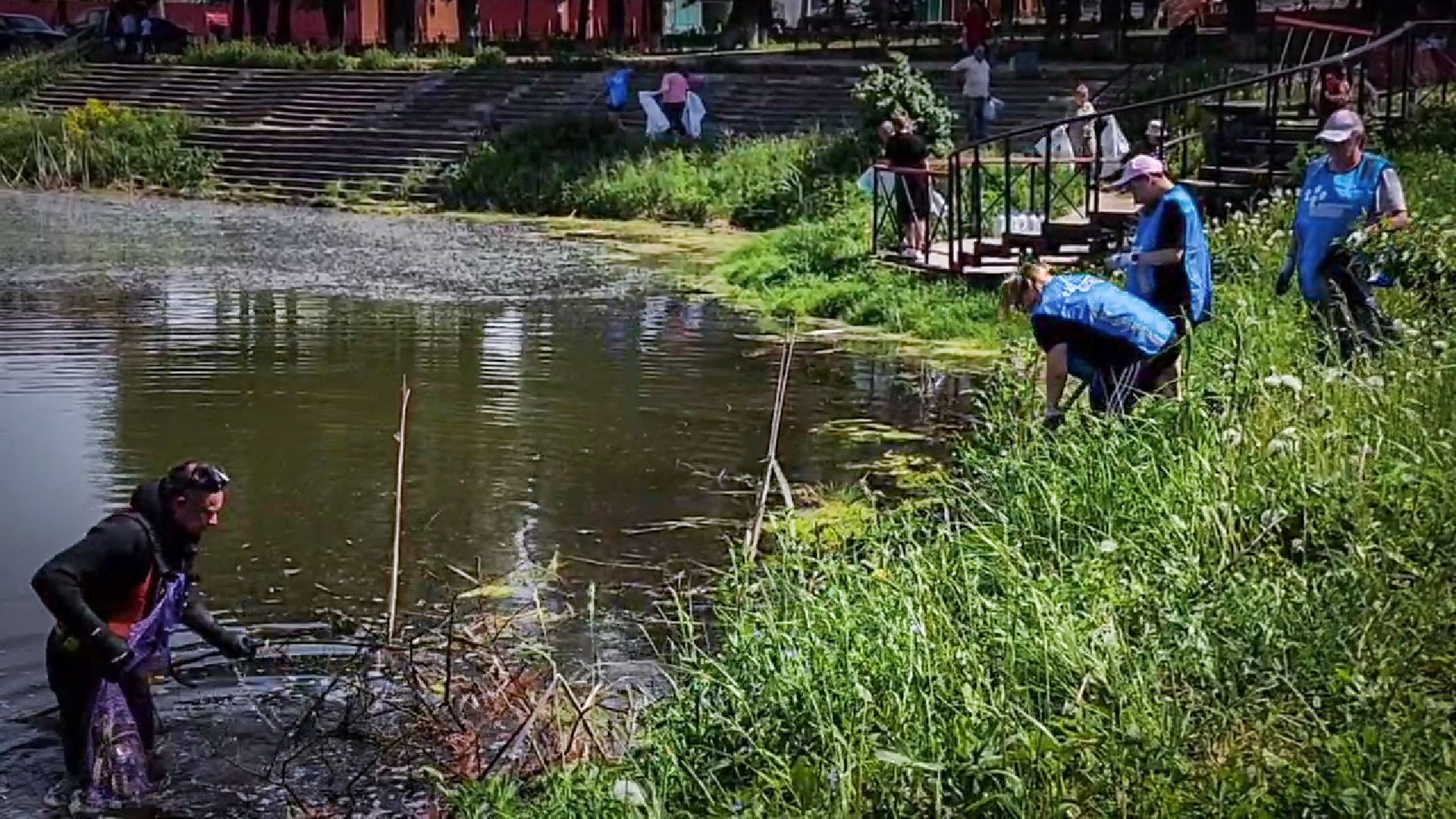 село заворово, очистка пруда в заворово, экологический субботник на пруду,  раменский округ,
