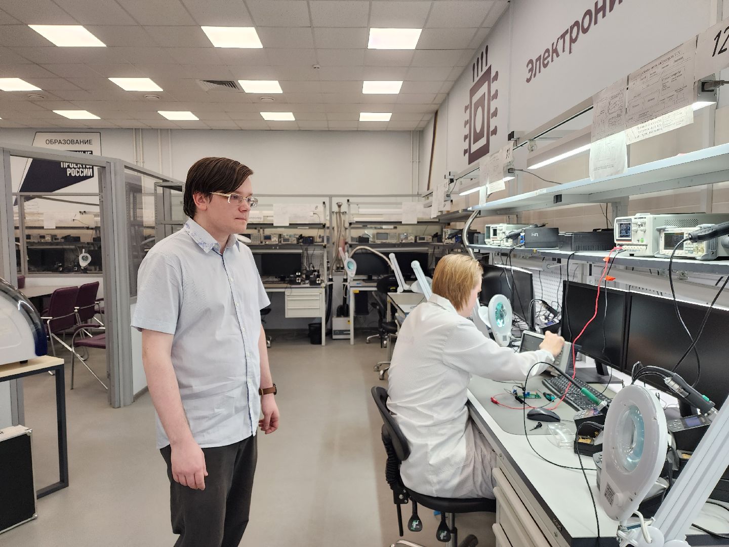 раменское, образование, раменский колледж, студент-победитель всероссийского чемпионата профессионалы-2025 по электронике, серебряный призер международного чемпионата профмастерства ,