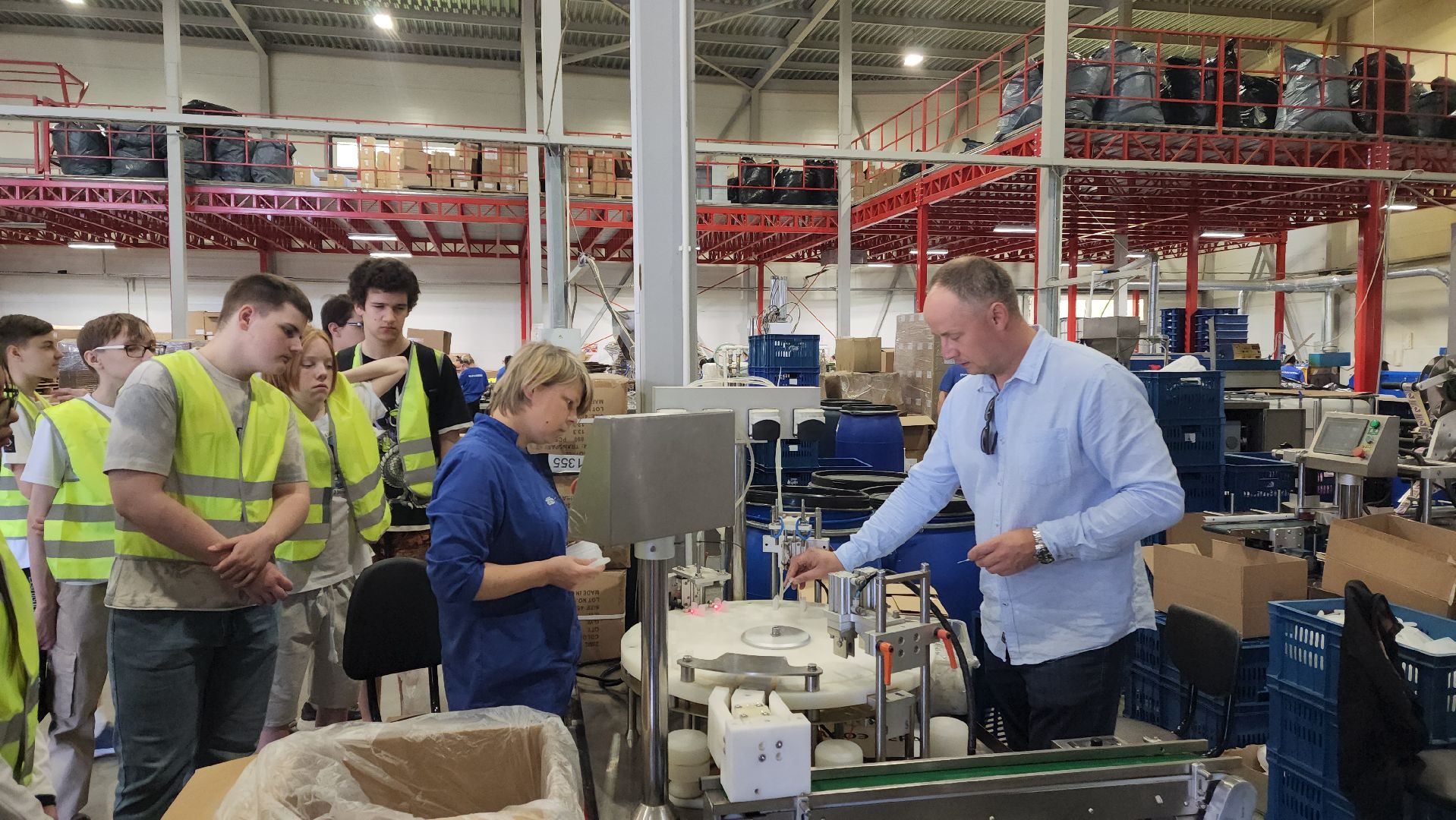 красноармейск, городской округ пушкинский, экскурсия для школьников, производство бытовой химии,